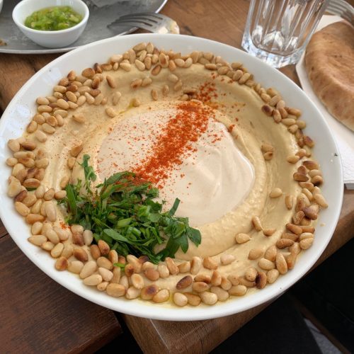 danad94d-hummus-4194192